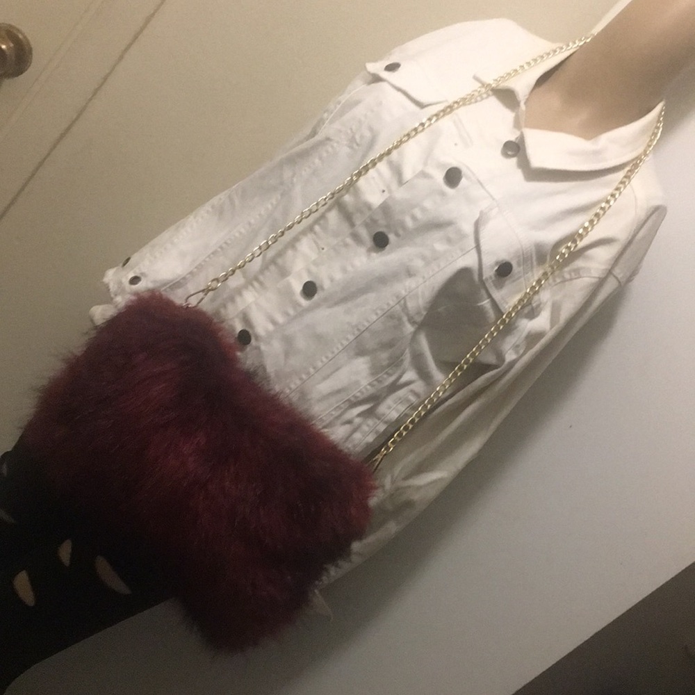 Red Burgundy handbag crossbody gold chain purse - Picture 5 of 11